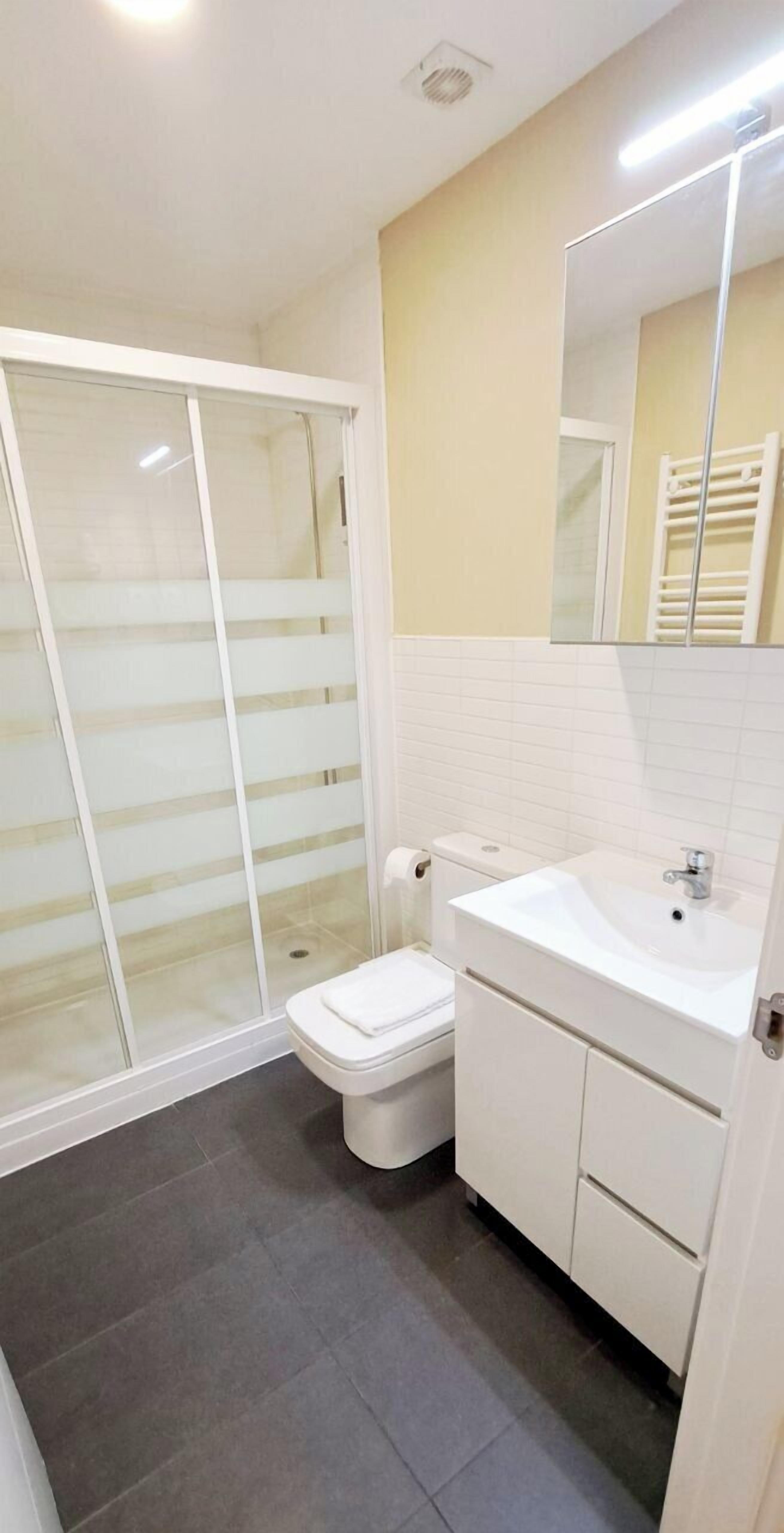 Photo - AYZ Villegas - Auto check-in property