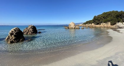 Appartement avec superbe vue mer Ă 200m de la plage et 10mn de Porticcio