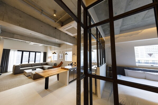 Mei Penthouse | 1 bedroom, in-room safe, individually decorated, free WiFi