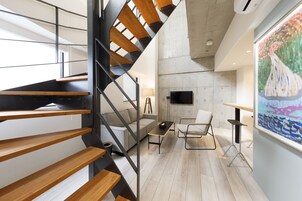 Mei ATRIUM | In-room safe, individually decorated, free WiFi, bed sheets