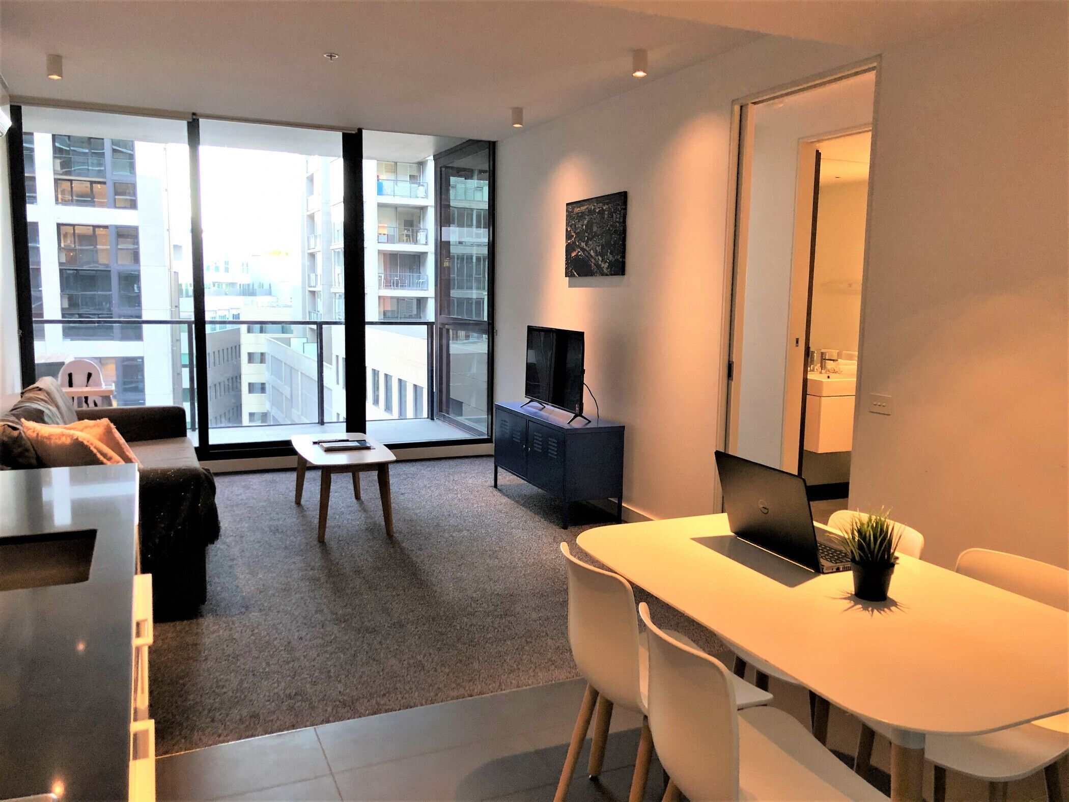 Modern Apartment in a great location close to city