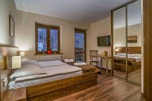 Skrivebord og wi-fi (inkludert)