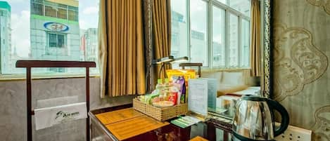 Deluxe Double Room | Minibar, in-room safe, blackout curtains, iron/ironing board