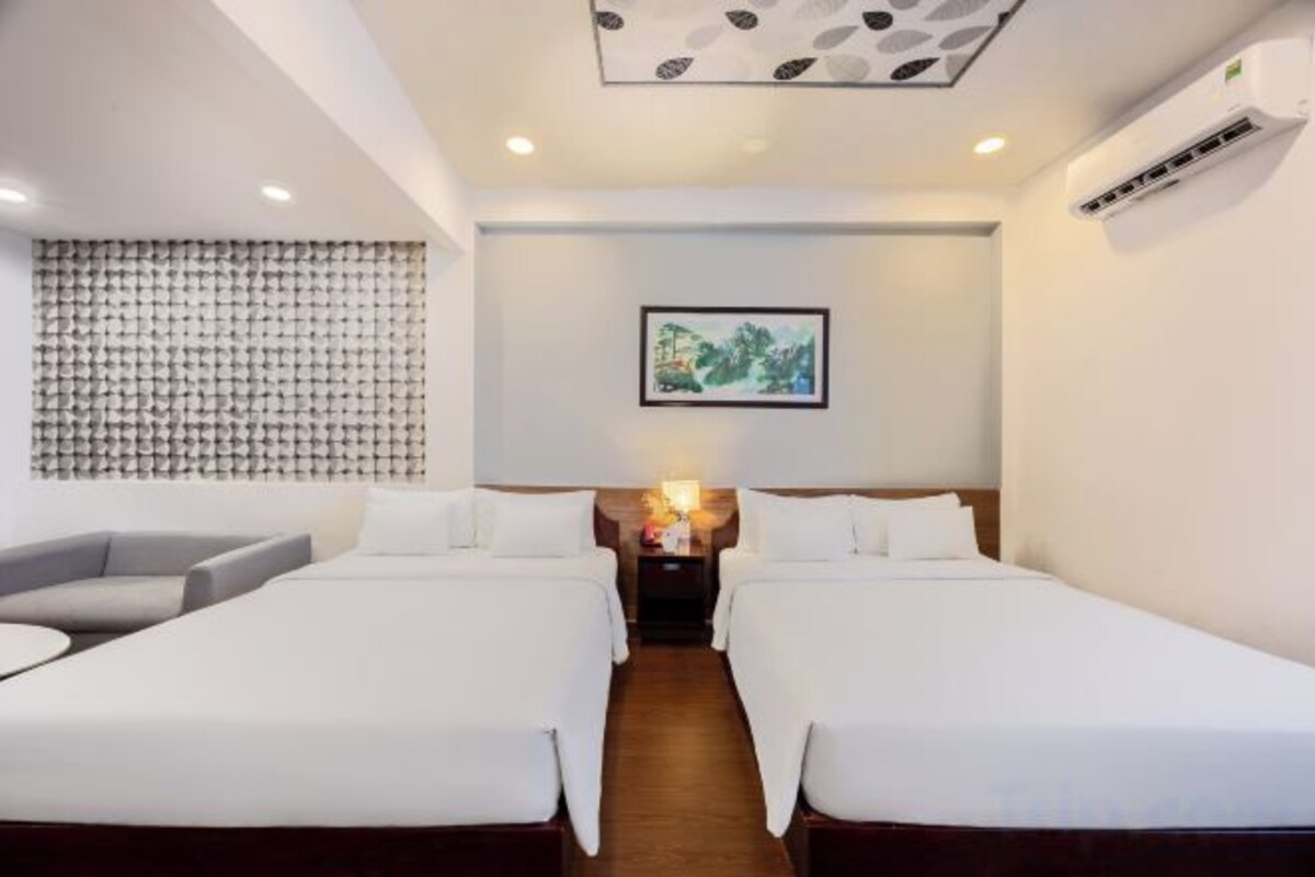 Minibar, in-room safe, blackout curtains, iron/ironing board