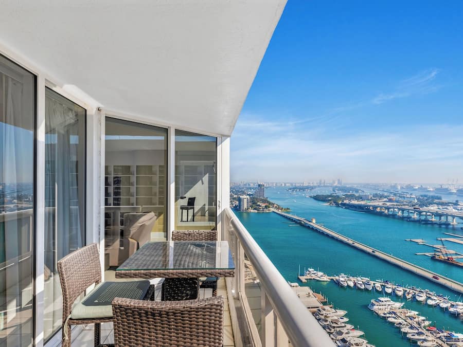 Deluxe Apartment (3 Bedrooms) | Balcony view