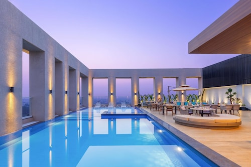 Bellevue Sarovar Premiere Junagadh