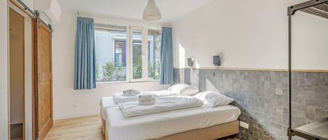 Cabane Confort, 2 chambres, terrasse, cÎté jardin | Lits supplémentaires