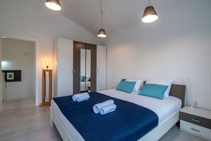 3 bedrooms, in-room safe, iron/ironing board, WiFi - Enjoy the merge of urban and nature, relax and recharge your batteries. (Galižana)