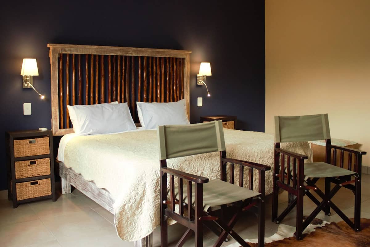 Luxury Rooms (4) | In-room safe, free WiFi, bed sheets