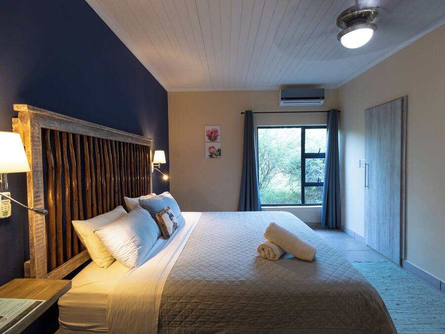 Luxury Rooms (4) | In-room safe, free WiFi, bed sheets