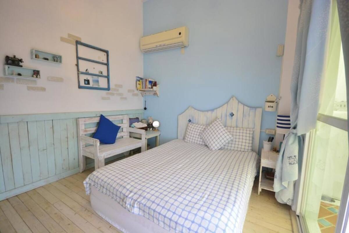 Minibar, desk, blackout drapes, rollaway beds (surcharge)