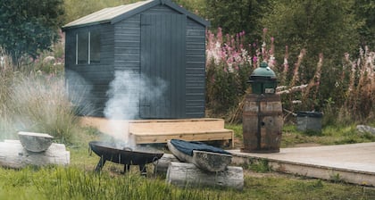 Mac & Wild Basecamp