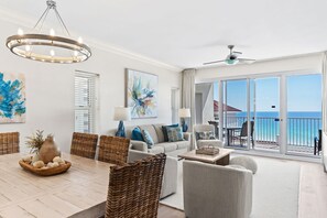 Smart TV, DVD player