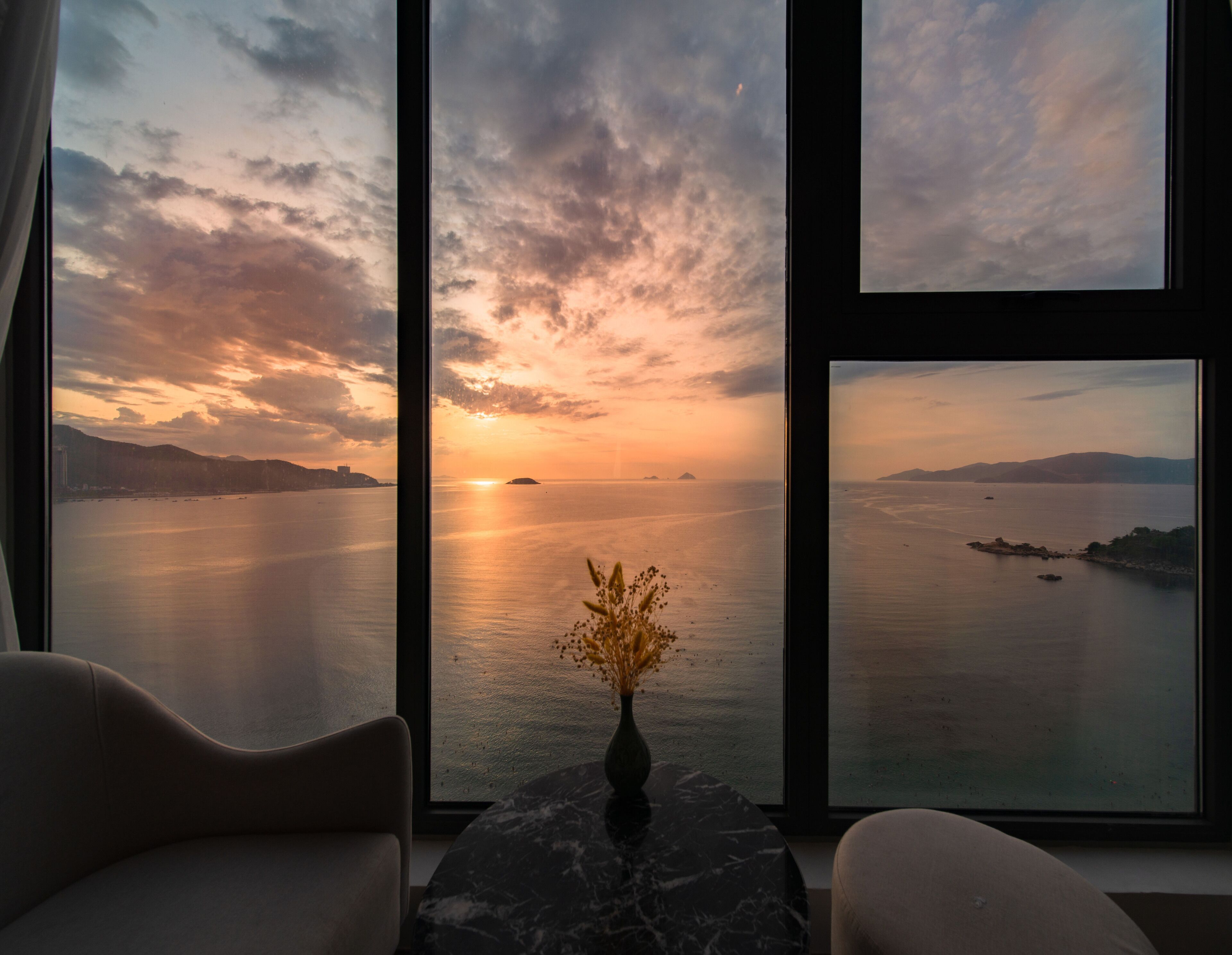 Habitación Deluxe con 2 camas individuales, vista al océano | Vista a la playa o el mar