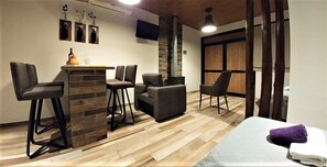 Premium Room, Mountain View | Select Comfort beds, minibar, blackout drapes, soundproofing