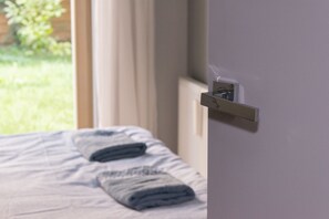 Exclusive-Apartment | 1 Schlafzimmer, laptopgeeigneter Arbeitsplatz, Verdunkelungsvorhänge