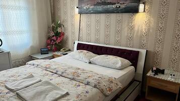 Deluxe Double Room | Soundproofing, free WiFi, bed sheets