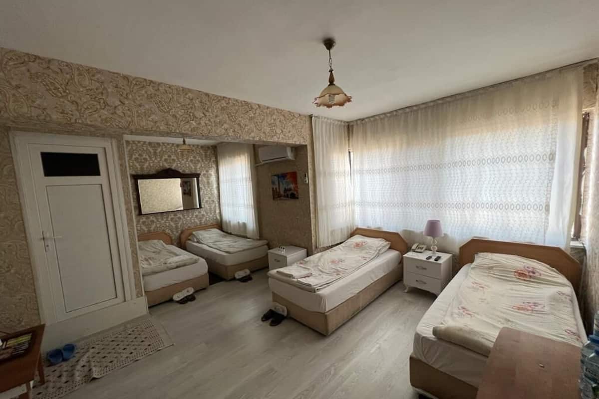 Classic Quadruple Room | Soundproofing, free WiFi, bed sheets