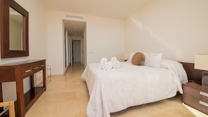 2 bedrooms, iron/ironing board, free WiFi, bed sheets - Los Granados de la Duquesa 1522 (Manilva)