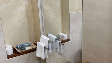 Chambre Double Deluxe | Salle de bain