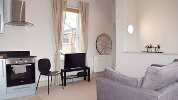 Apartment (1 Bedroom) | Living room | 19-inch TV with digital channels