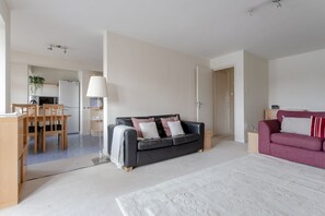 Lägenhet (3 Bedrooms) | Vardagsrum | Tv
