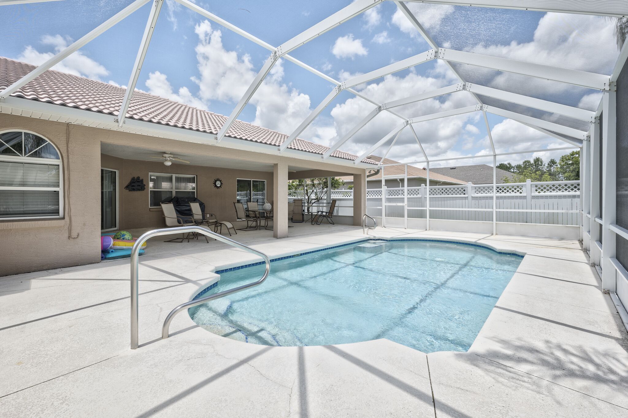 Coquina Dreams | Pet Friendly, Screened-in Pool!