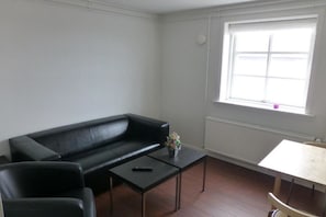 Apartment, 1 Bedroom | Living area