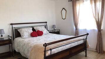 1 bedroom, travel crib, WiFi, bed sheets
