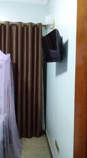 Double Room | Television