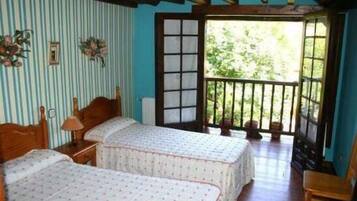 2 slaapkamers, een strijkplank/strijkijzer, wifi, beddengoed