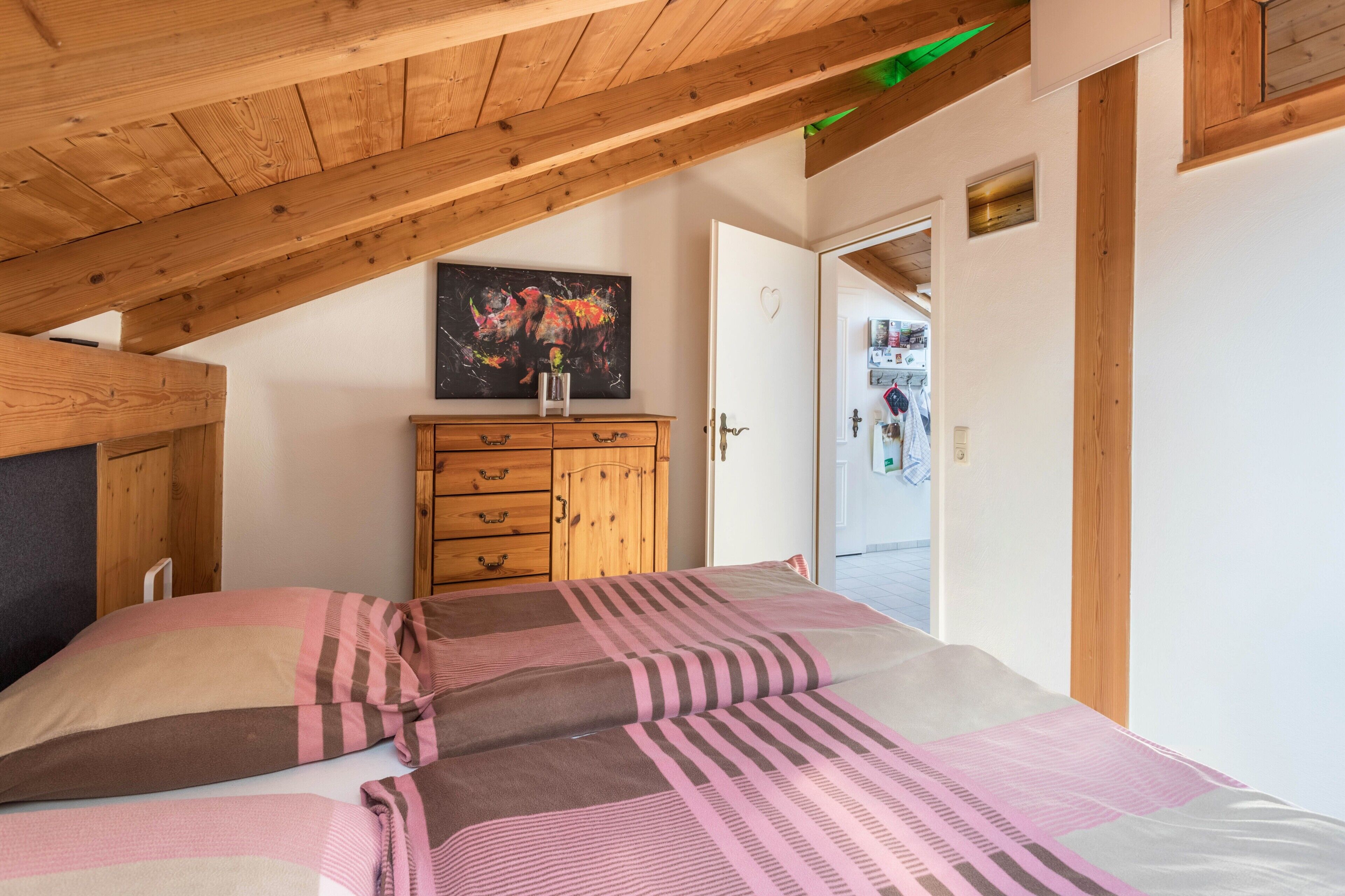 1 quarto, Wi-Fi de cortesia, roupa de cama