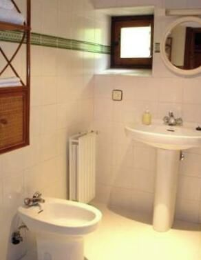 Bathtub, hair dryer, bidet
