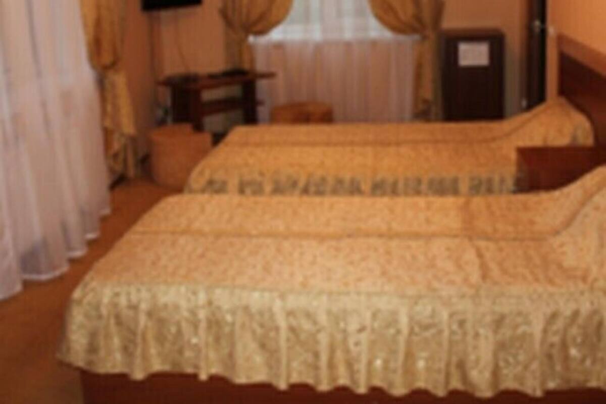 Soundproofing, iron/ironing board (on request), free WiFi, bed sheets