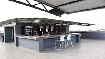 Bar (en la propiedad)