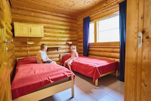 1 bedroom, desk, iron/ironing board, free cribs/infant beds