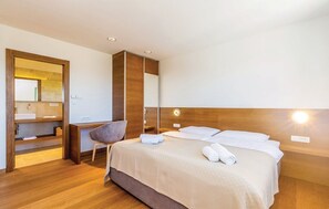 2 Schlafzimmer, Zimmersafe, WLAN, Bettwäsche