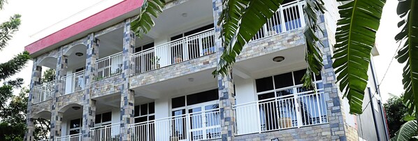 Front of property - The Shoebill Nest (Kampala)