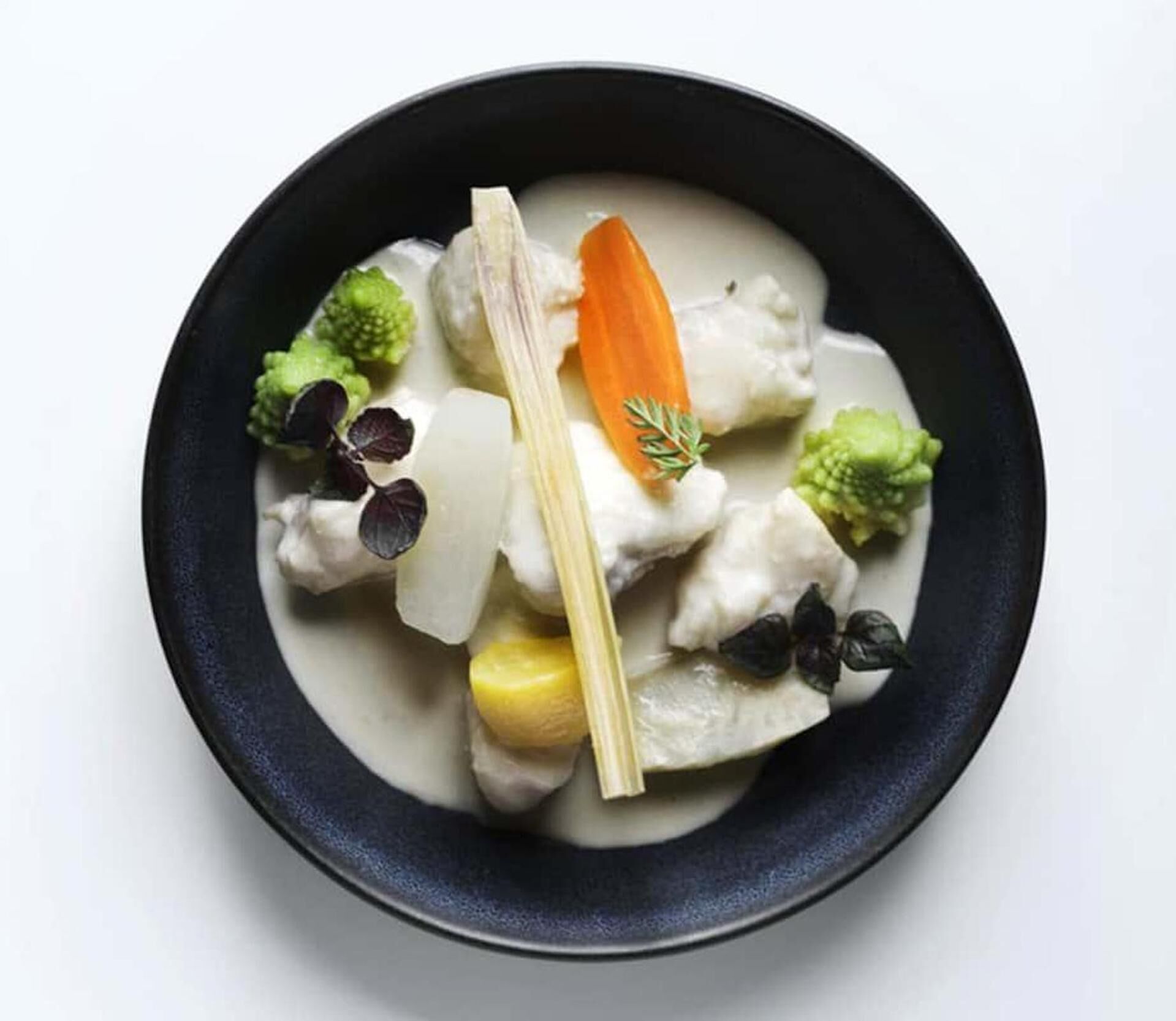 lunch and dinner served