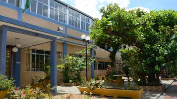 Fachada da propriedade