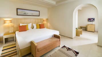 Minibar, bureau, rideaux occultants, draps fournis