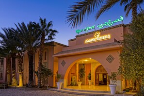 Façade de l’hébergement - soirée/nuit