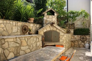 BBQ/picnic area - Villa Mara (Slivno)