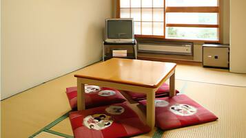 Tavanomainen huone, tupakointi sallittu (Japanese style, 1-2 Guests)