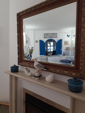 Interior - Sun terrace with beautiful sea views, 4 beautiful beaches, quiet location (Ferragudo)