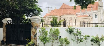 Grand Villa Negombo