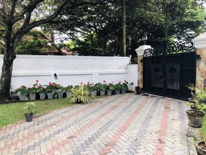 Property entrance - Grand Villa Negombo (Negombo)