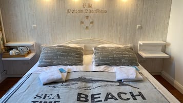 1 chambre, literie de qualité supérieure, décoration personnalisée