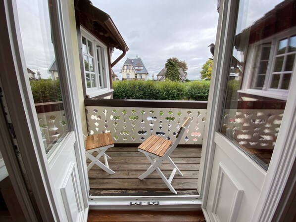 Doppelzimmer Balkon frische Seemannsbriese | Literie de qualité supérieure, décoration personnalisée