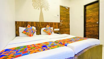 Standard Room | Desk, laptop workspace, free WiFi, bed sheets